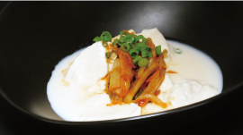 濃厚おぼろ豆腐キムチ添え